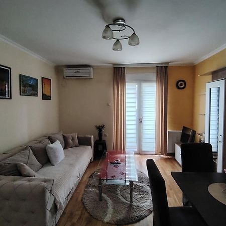 Apartman Mali Raj Vrnjačka Banja Kültér fotó